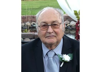 Roman J. Schmitz, 91