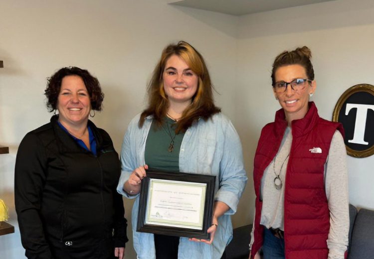 Chamber Ambassador Visits Tidy Tails Grooming
