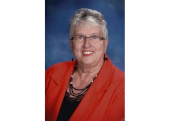 Theresia D. Thomes, 82